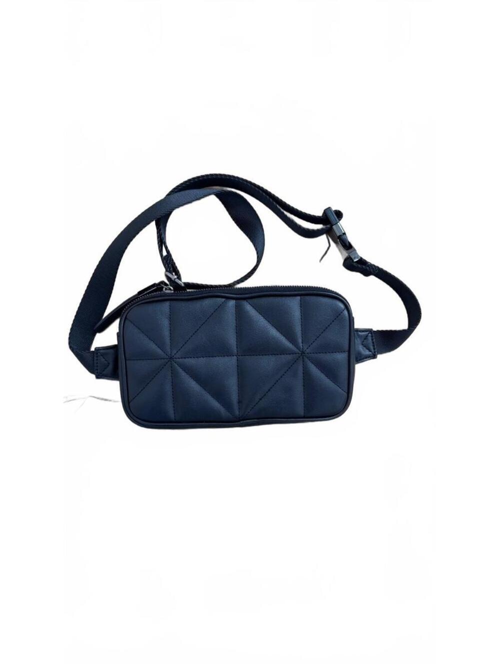 Simply Vera Vera Wang Black Quilted Belt Bag Crossbody Fanny Pack Sling EUC